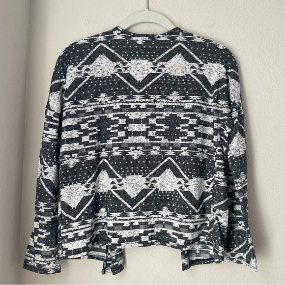 Cardigan - Picture 5 of 5